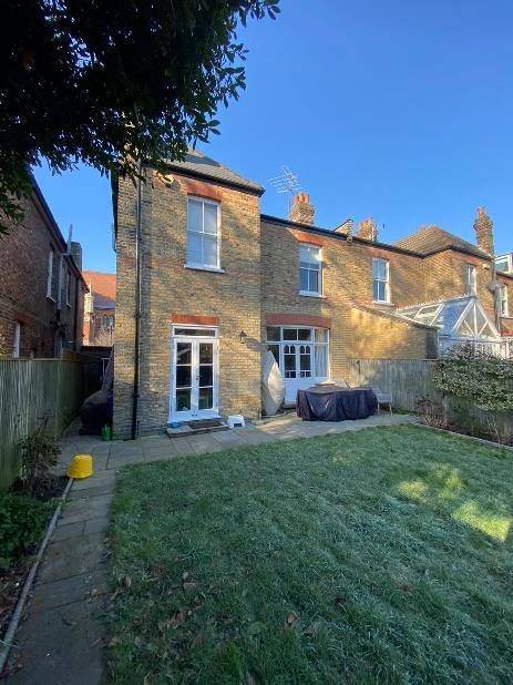 Rear of the house and garden before works (Design and Access Statement)